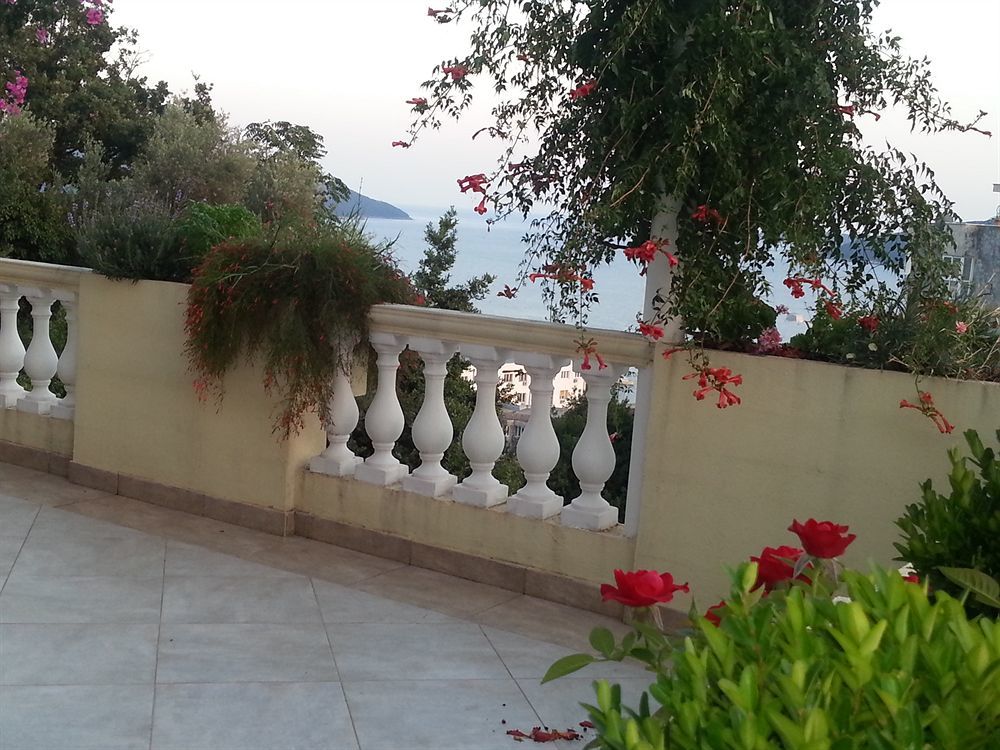 Apartments Χέρτσεγκ Νόβι Εξωτερικό φωτογραφία