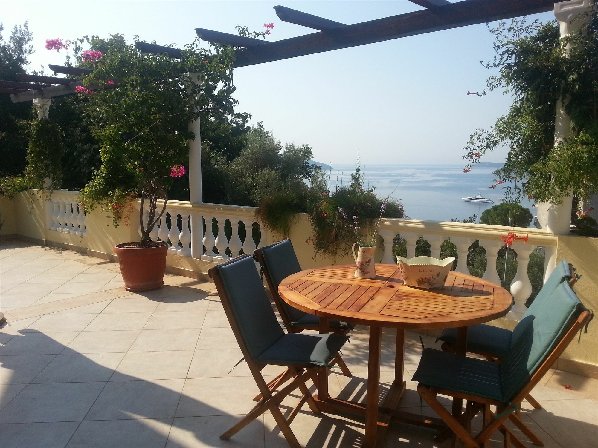 Apartments Χέρτσεγκ Νόβι Εξωτερικό φωτογραφία